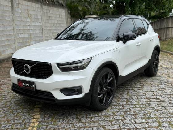 VOLVO XC40 1.5 T5 RECHARGE R-DESIGN GEARTRONIC